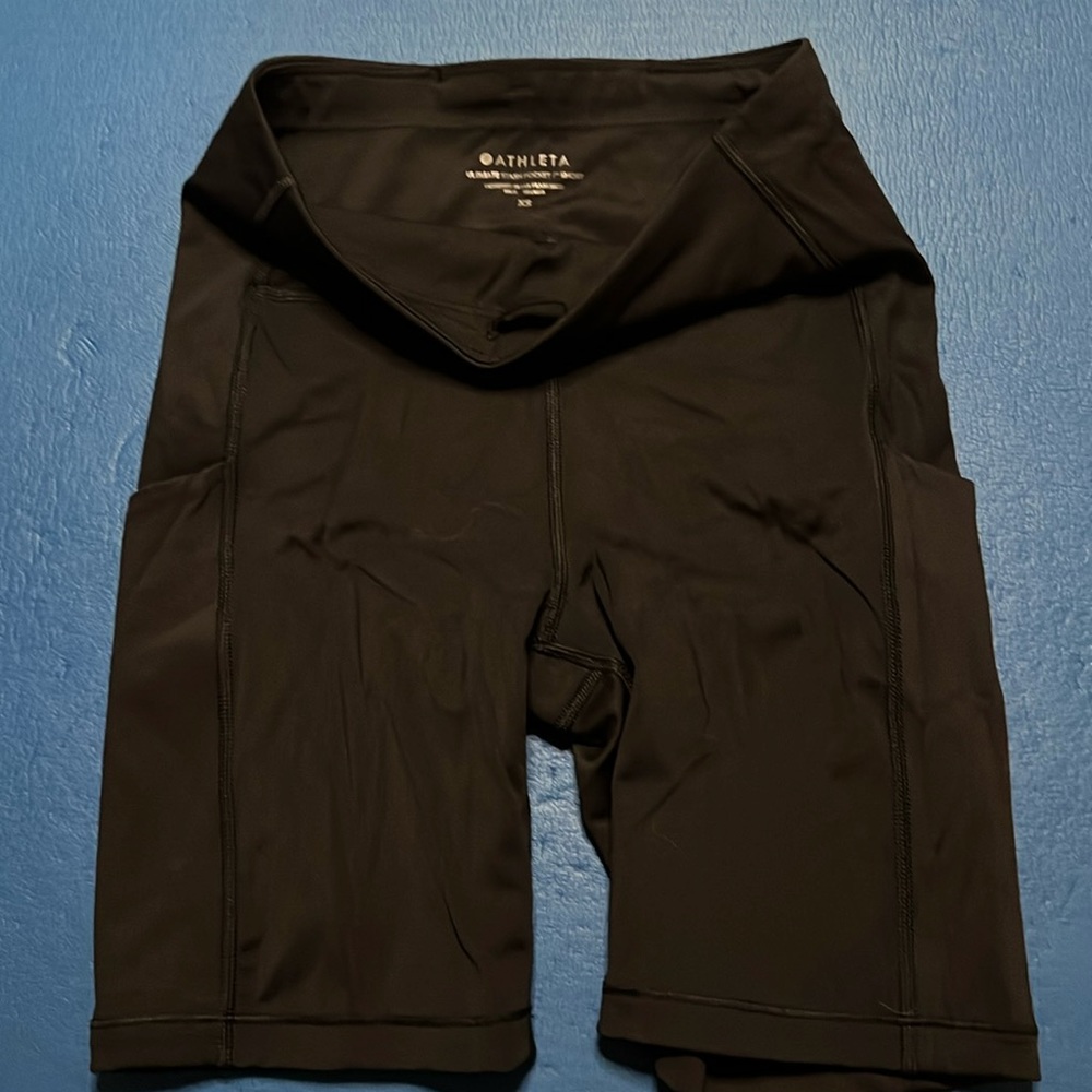 Athleta 7” pocket shorts